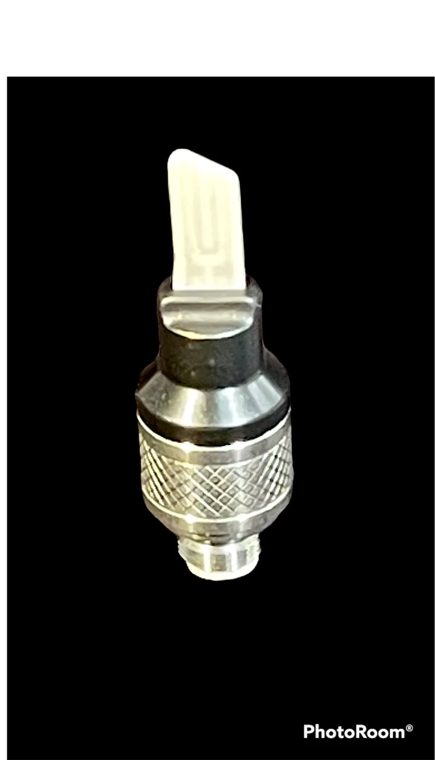 Divine Tribe AIO Coil King wax pen RVS diffuser zwart