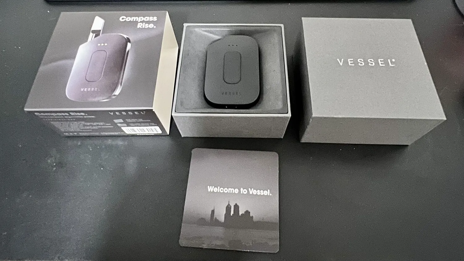 Vessel Compass Rise vaporizer Obsidian 510 staand