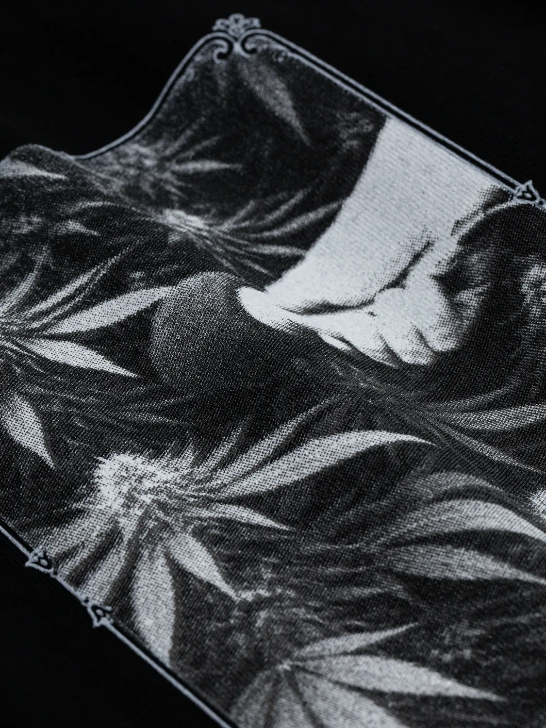 Puffco Plants & Humans Tee shirt zwart katoen