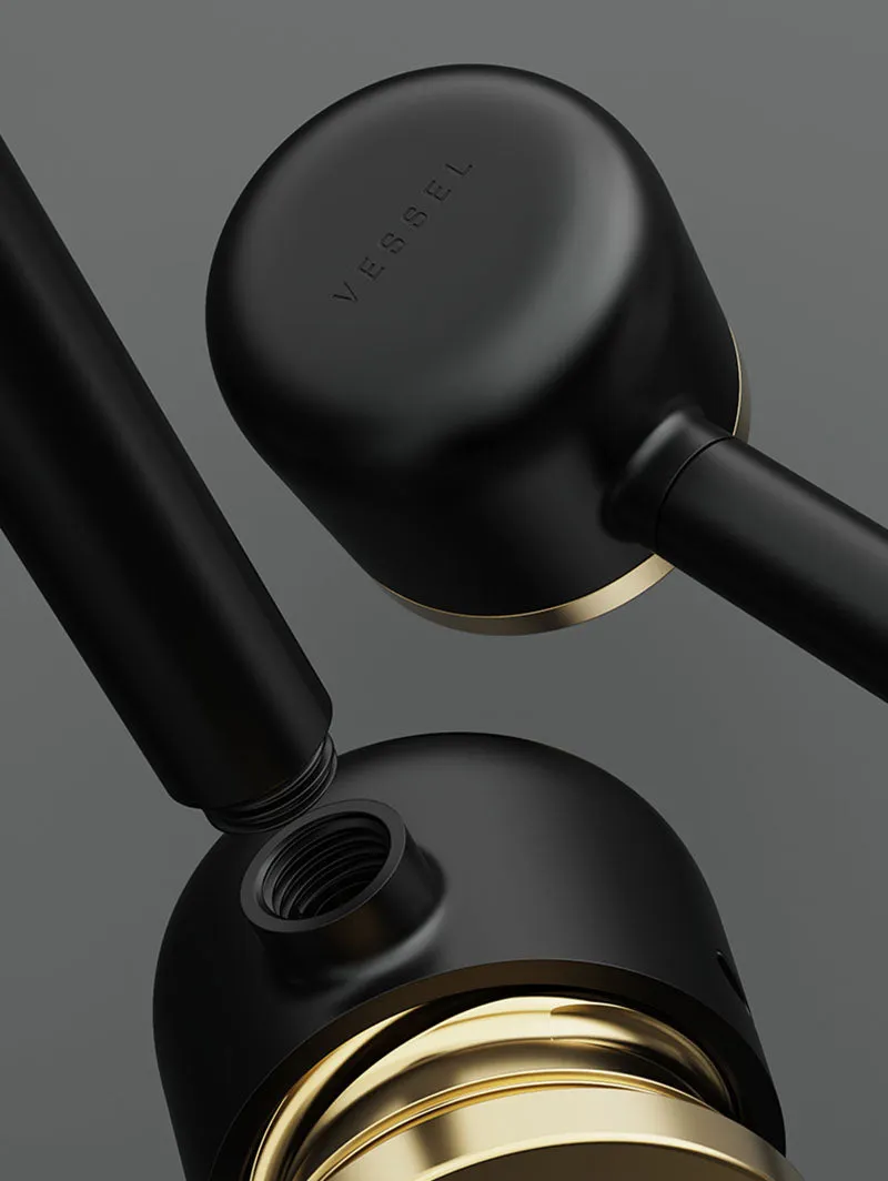 Vessel Pipe pijp Black messing dry herb