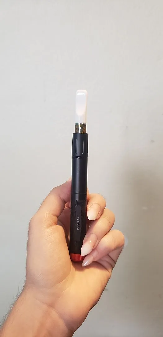 Vessel Expedition vape pen zwart rood 510
