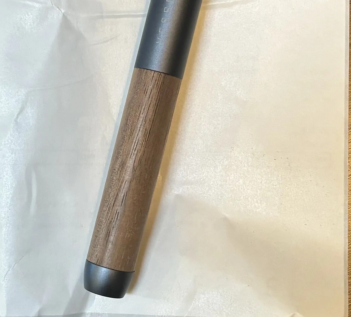 Vessel Craftsman vaporizer slate walnut hout
