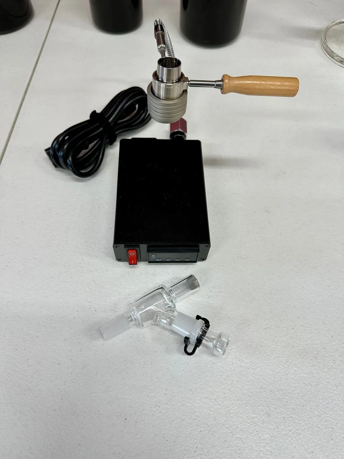 Divine Tribe Ruby Hybrid ball vape draadloos kit met bowl 18mm