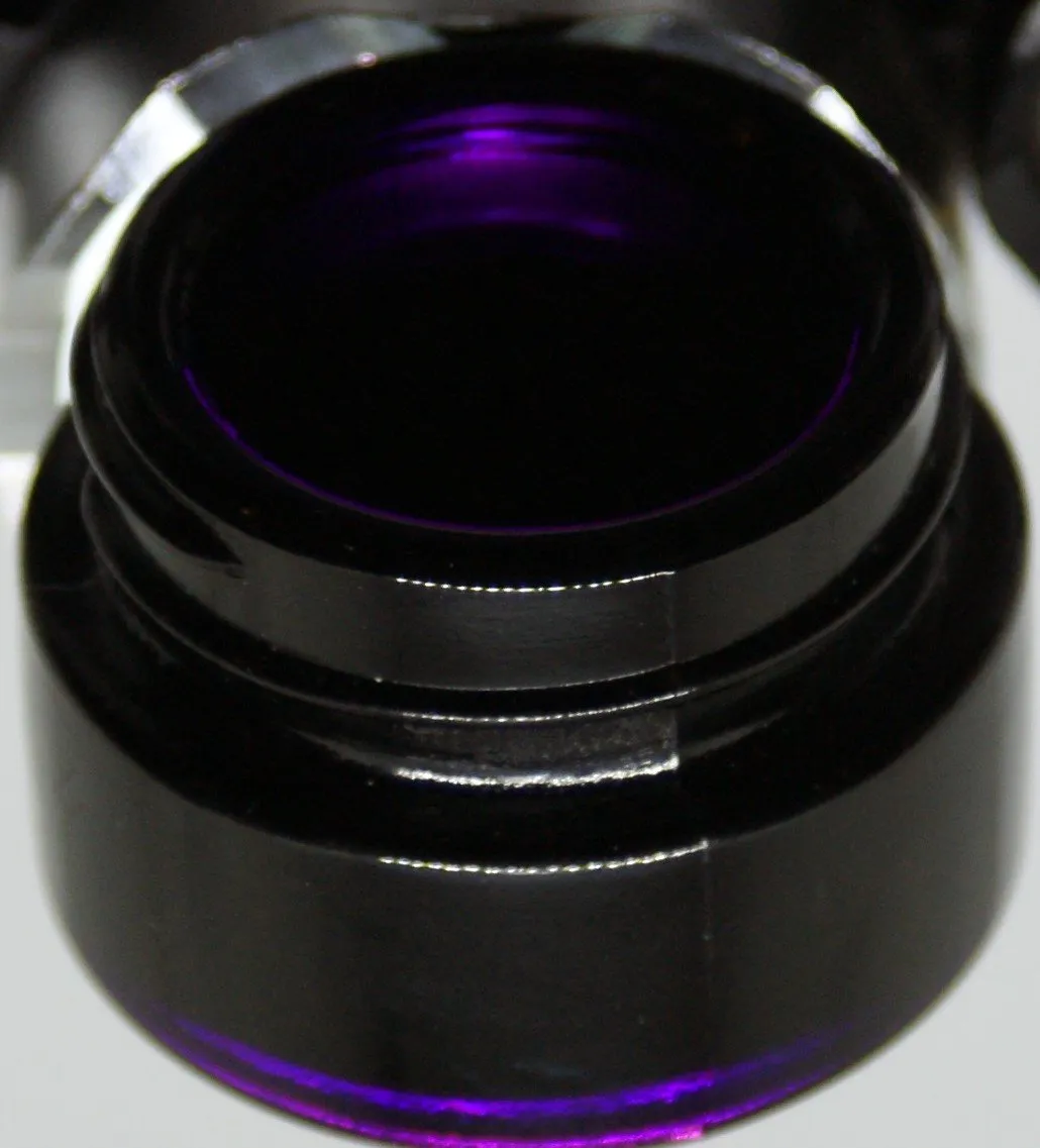 Divine Tribe UV glazen potje 5ml paarse dop luchtdicht