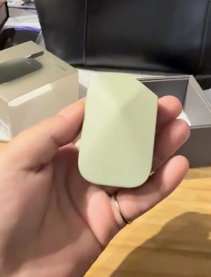 Vessel Compass Rise vaporizer Sage staand design